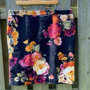 Worthington Woman Floral Lined Pencil Skirt🌸🌺🌻